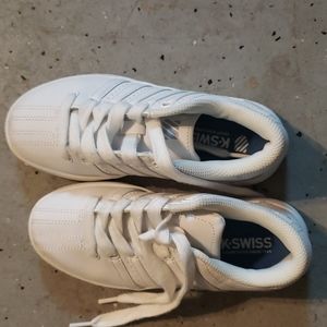 Boys size 13.5 k Swiss